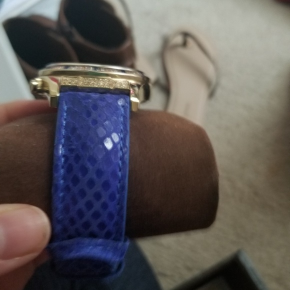 Watch - Picture 5 of 7